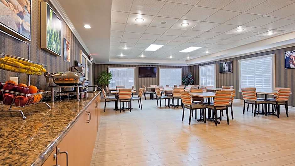 Best Western Plus Rama Inn