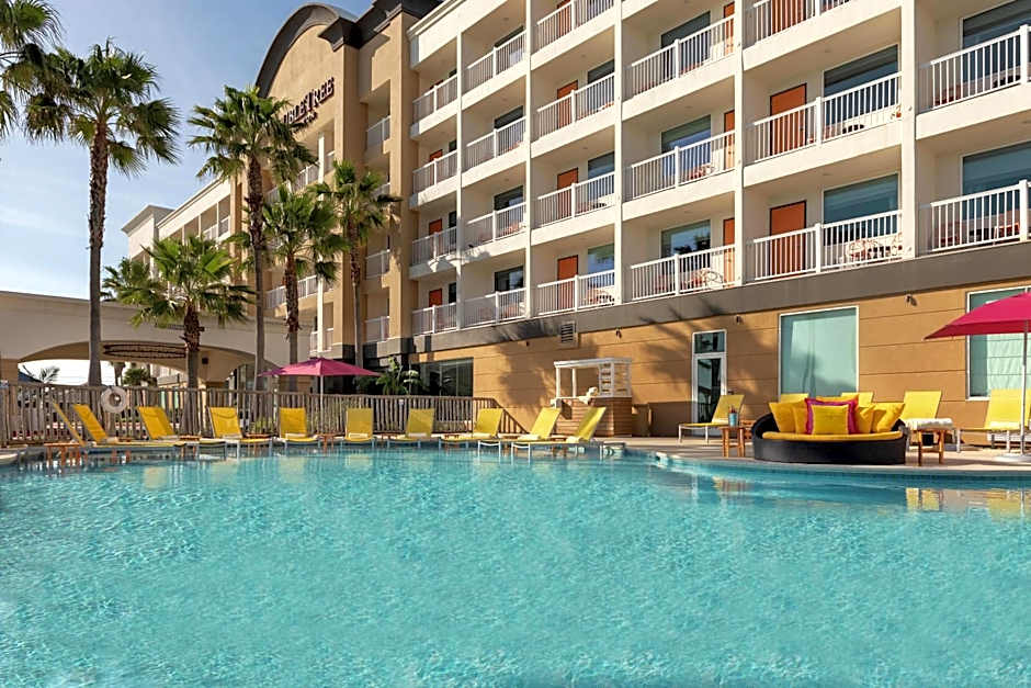 DoubleTree By Hilton Hotel Galveston Beach