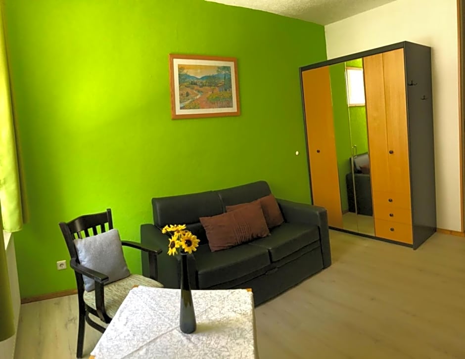 Hotel und Gasthof "Sonneneck"
