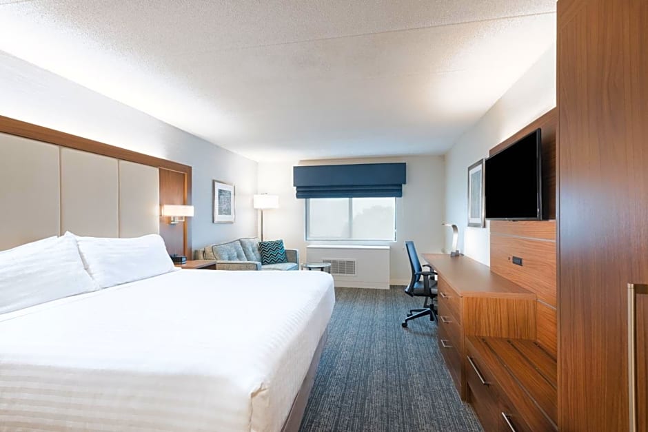 Holiday Inn Express Boston-Waltham By IHG