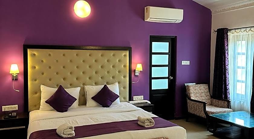 Silver Sands Hideaway Hotel