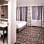 DoubleTree by Hilton Hotel Utica