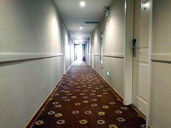 Home Inn (Guangzhou Huangsha Avenue)