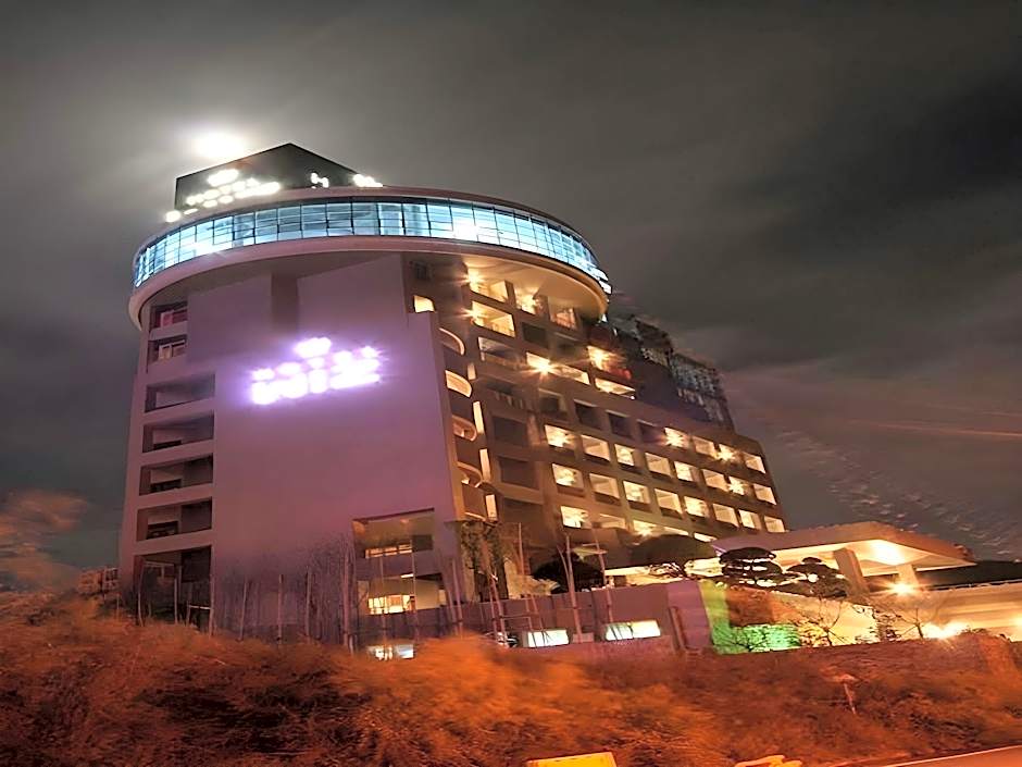 Hotel Wiz