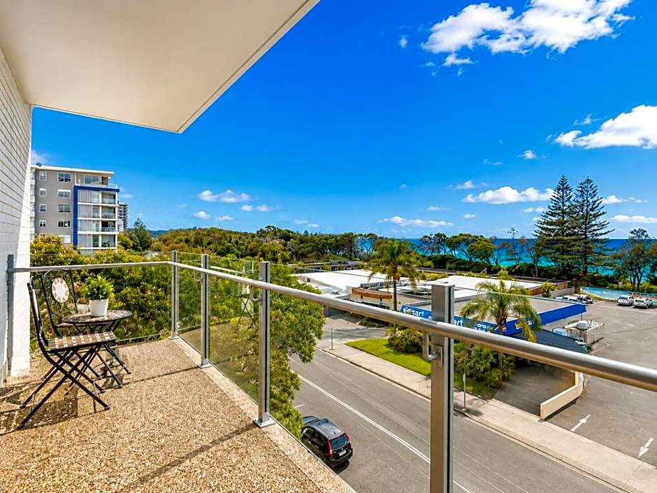 Tradewinds Apartments