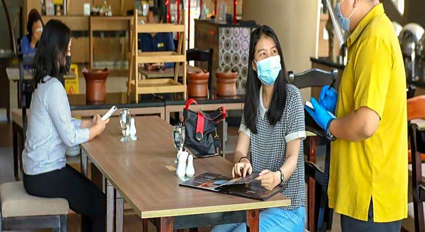 Howard Johnson By Wyndham Pekalongan