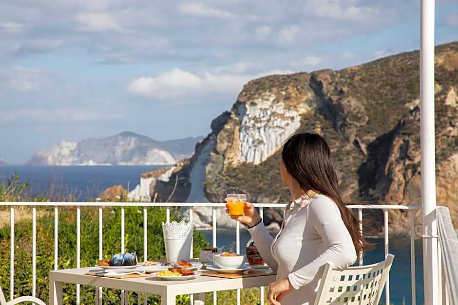 Hotel Chiaia Di Luna