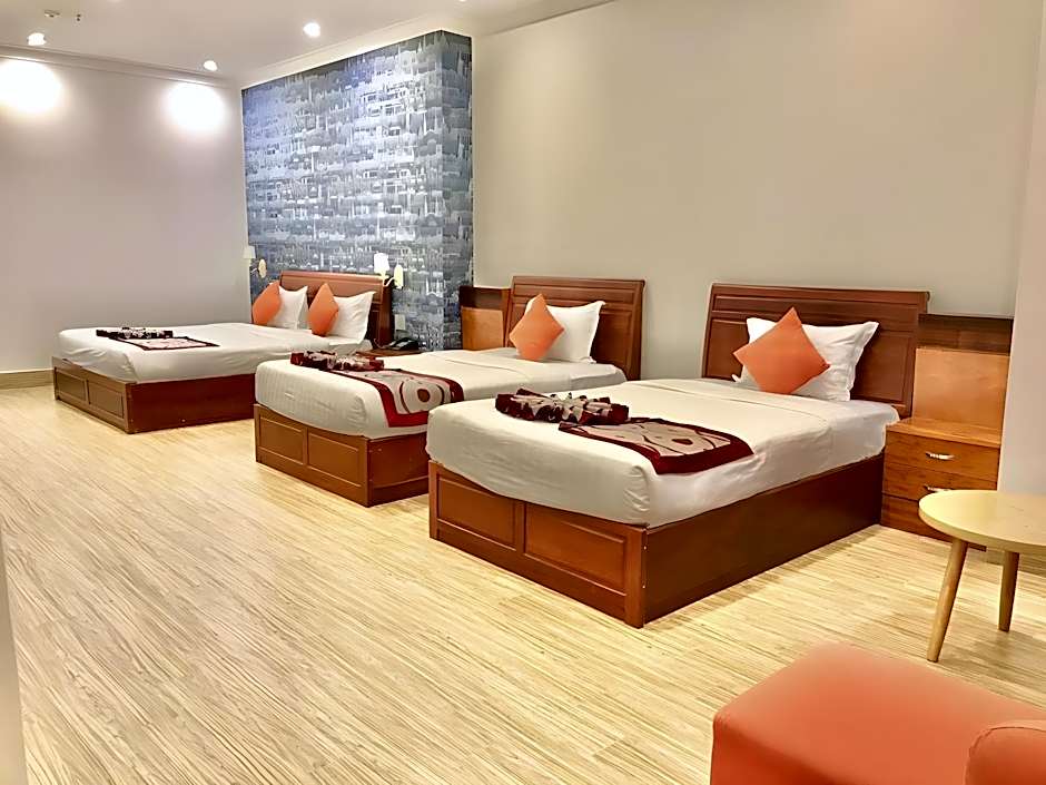 Long Bao Chau Hotel