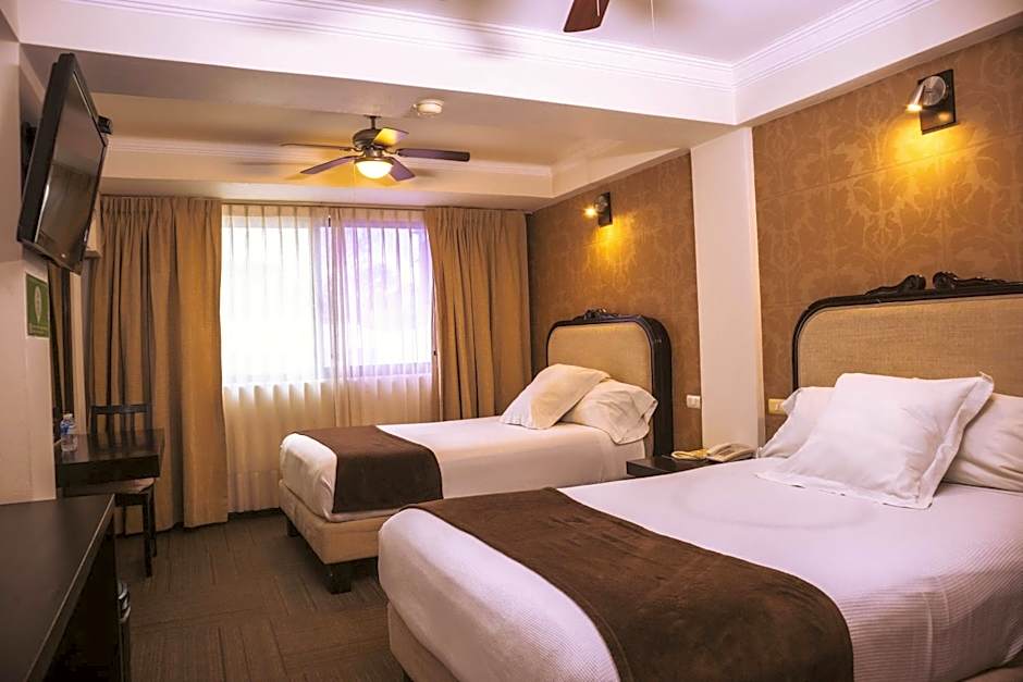 Hotel Clara Luna