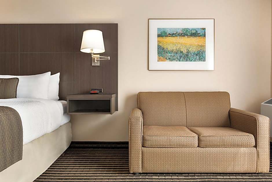 Days Inn by Wyndham Miramichi NB