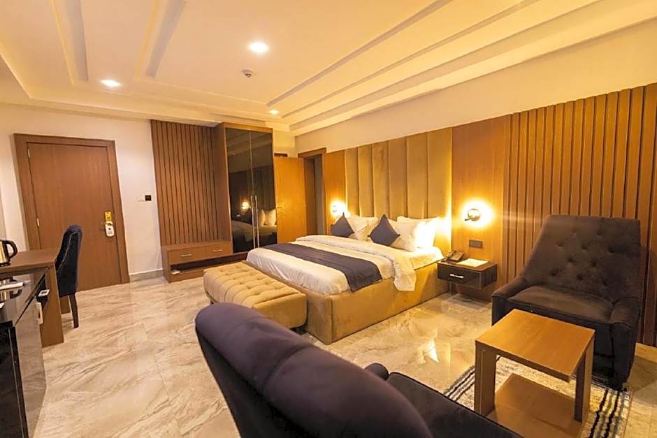 TRANQUILA HOTEL AND SUITES