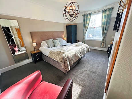 Deluxe King or Twin Room