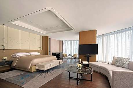 M Club lounge access, 1 Bedroom Presidential Suite, 1 King