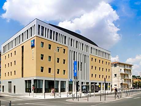 ibis budget Gare de Poitiers