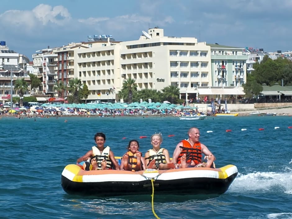 Tuntas Suites Altinkum