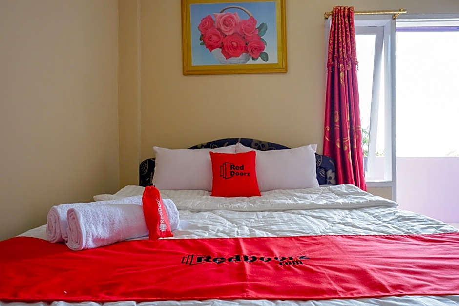 RedDoorz @ Hotel Aulia Majene