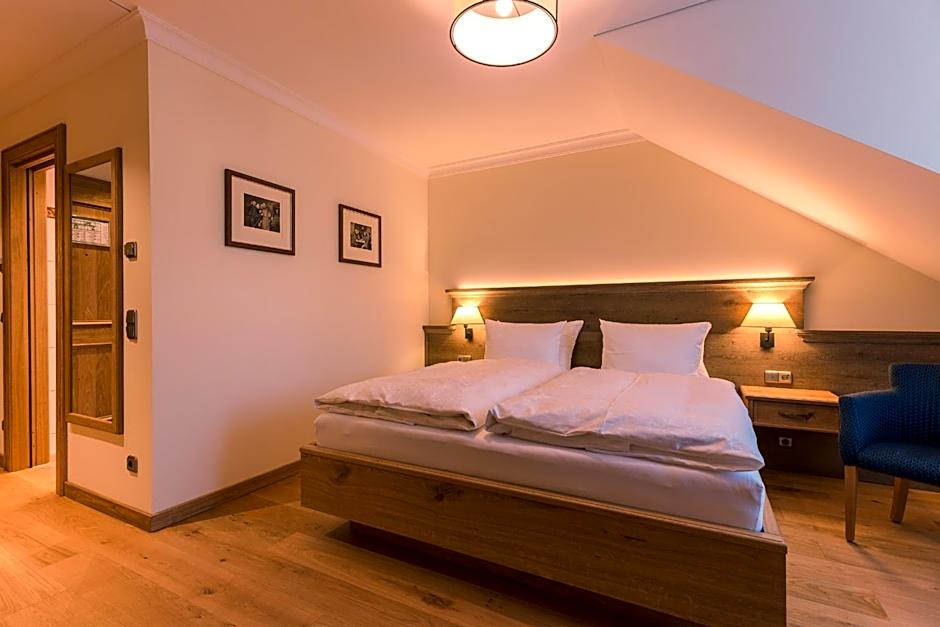 Hotel & Gaststätte zum Erdinger Weißbräu