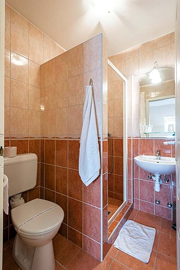 Hotel Romantik Eger