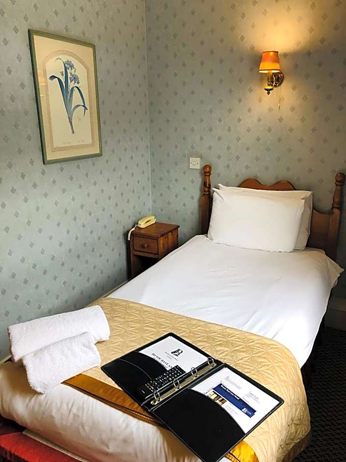 Brook Red Lion Hotel