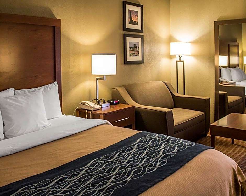 Quality Inn Akron South
