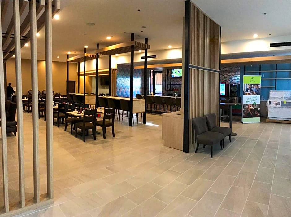 Holiday Inn and Suites McKinney - Allen By IHG