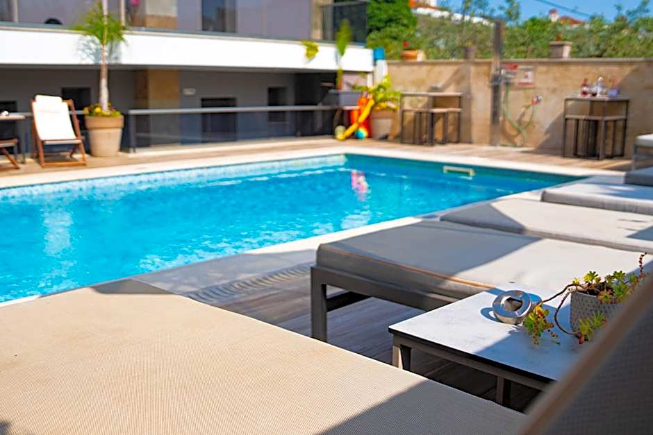 Vellum Luxury Living