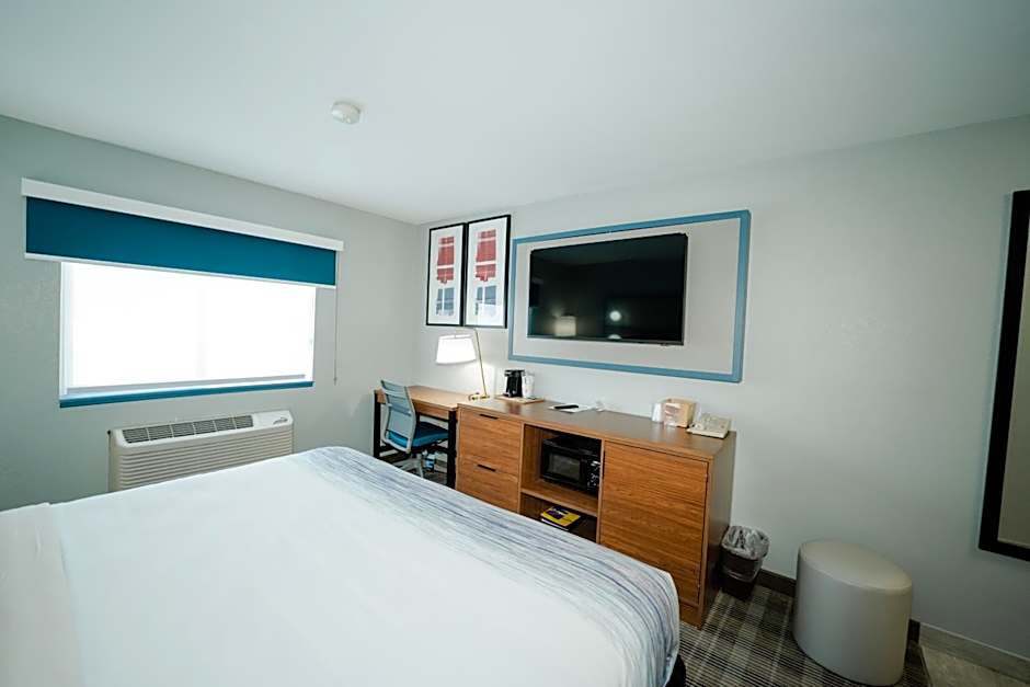 AmericInn by Wyndham Tomahawk