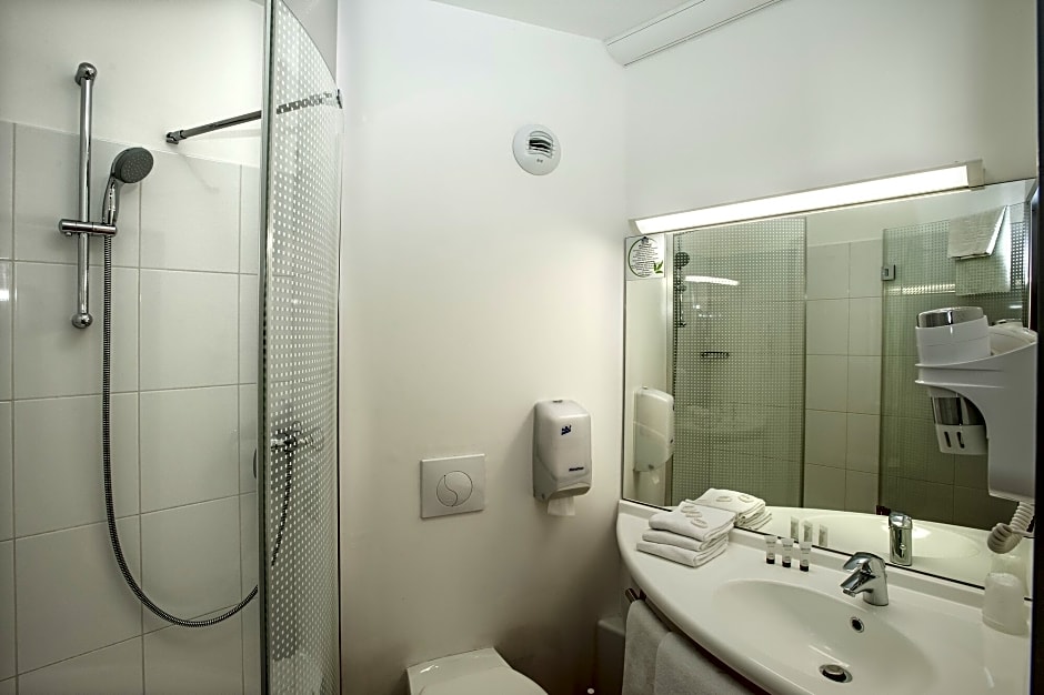 Brit Hotel Confort Villeneuve Sur Lot