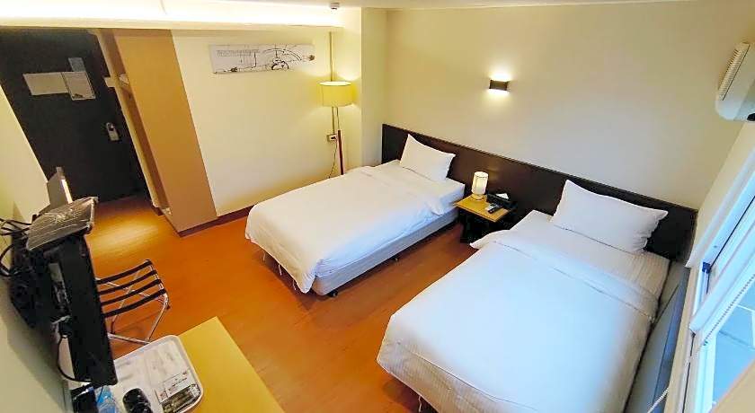 Cloud Izumi Cozy Inn