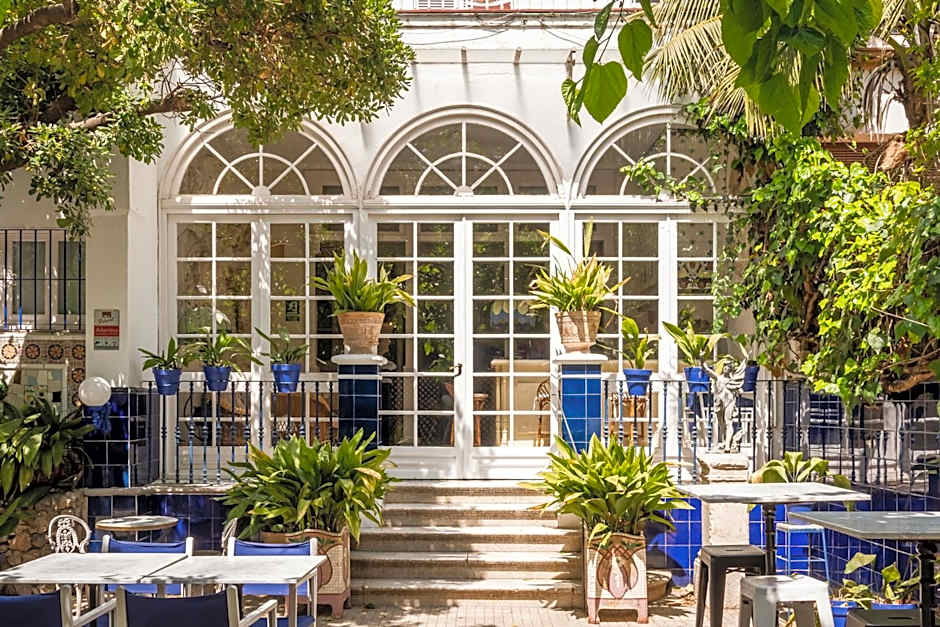 Hotel Medium Romantic