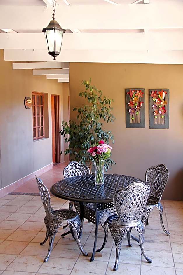 Greenleaf Guest Lodge