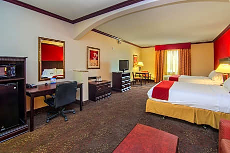 King Suite - Disability Access/Non-Smoking