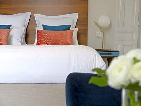 Double room-Ensuite with Shower-Garden View