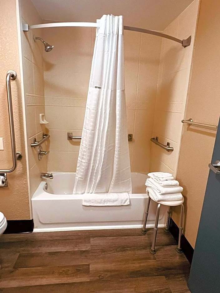 FairBridge Inn Express Nyack