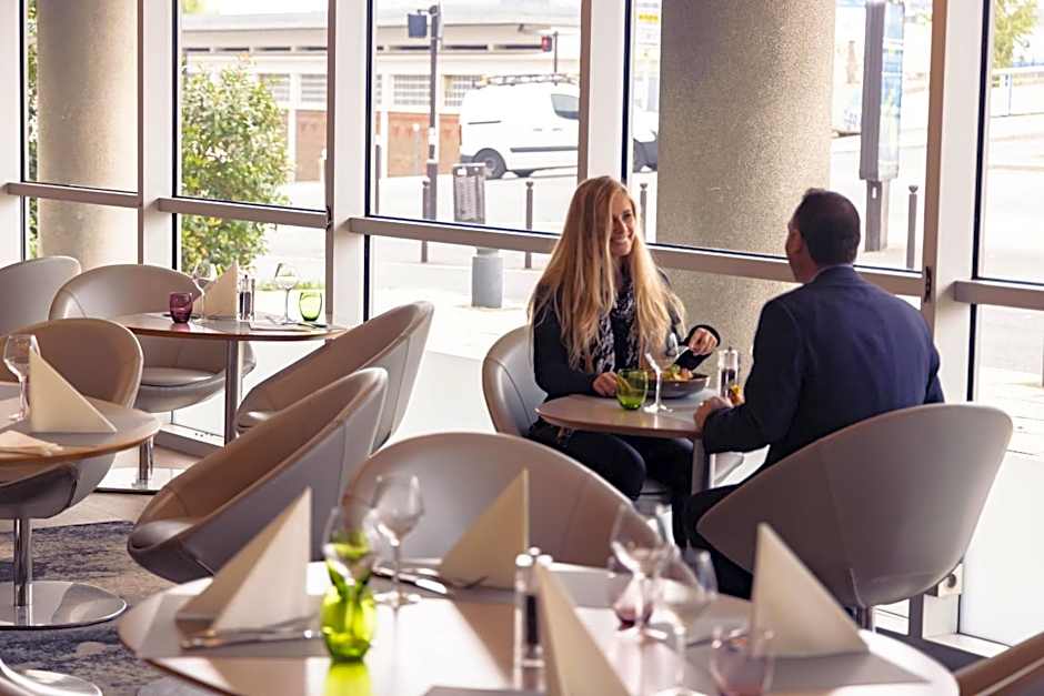 Mercure Paris Ivry Quai De Seine