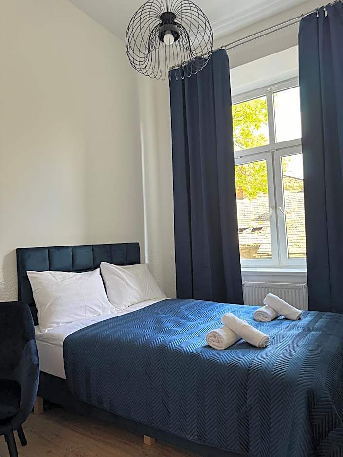 IRIS Aparthotel