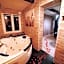 A l'Orée des pins - Gite et spa de 30 m2- Options Home Cinéma, Romantique
