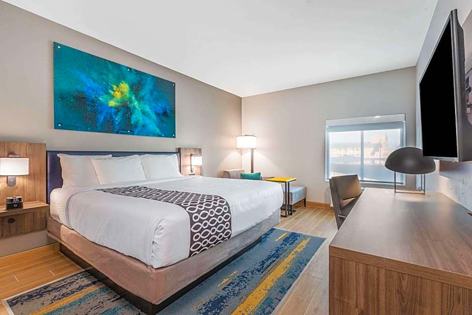 La Quinta Inn & Suites by Wyndham Galveston West Seawall