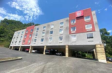 Red Roof Inn Pittsburgh - McKnight Rd