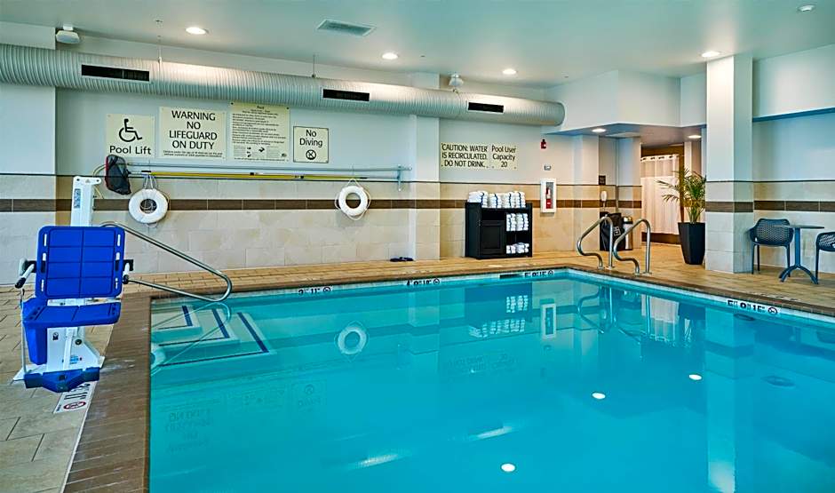 Hampton Inn & Suites Salinas