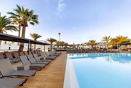 SENTIDO Aequora Lanzarote Suites
