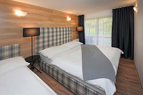 One-Bedroom Apartment (4-6 Adults)