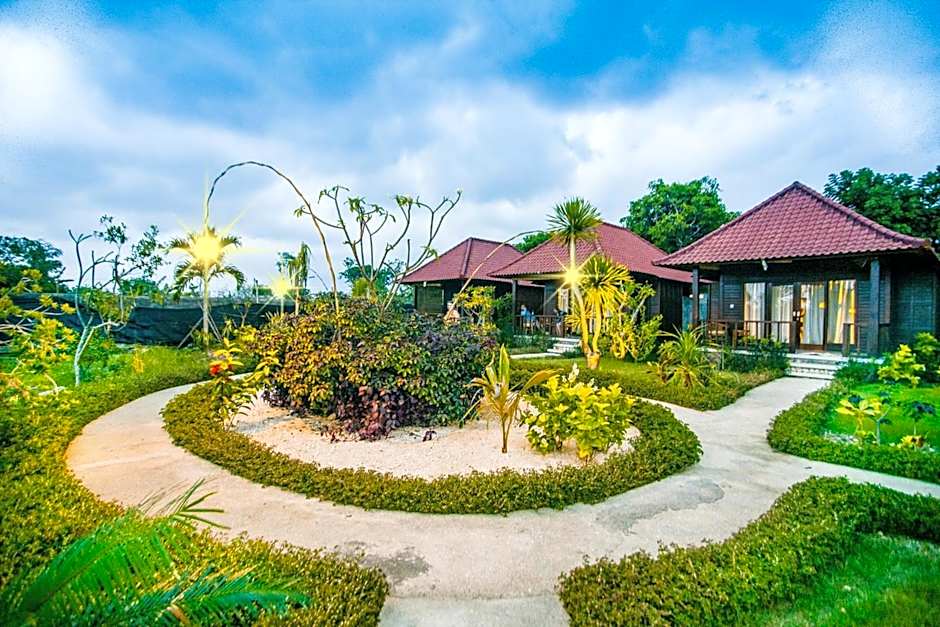 Dini D'Nusa Lembongan