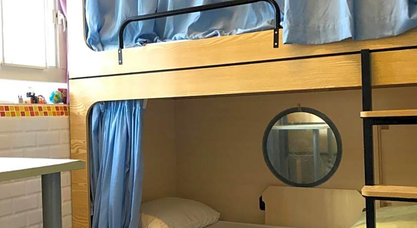 Hi Backpackers (Hong Kong Hostel Group)