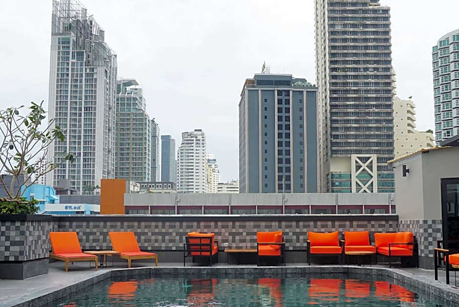 Ramada by Wyndham Bangkok Sukhumvit 11