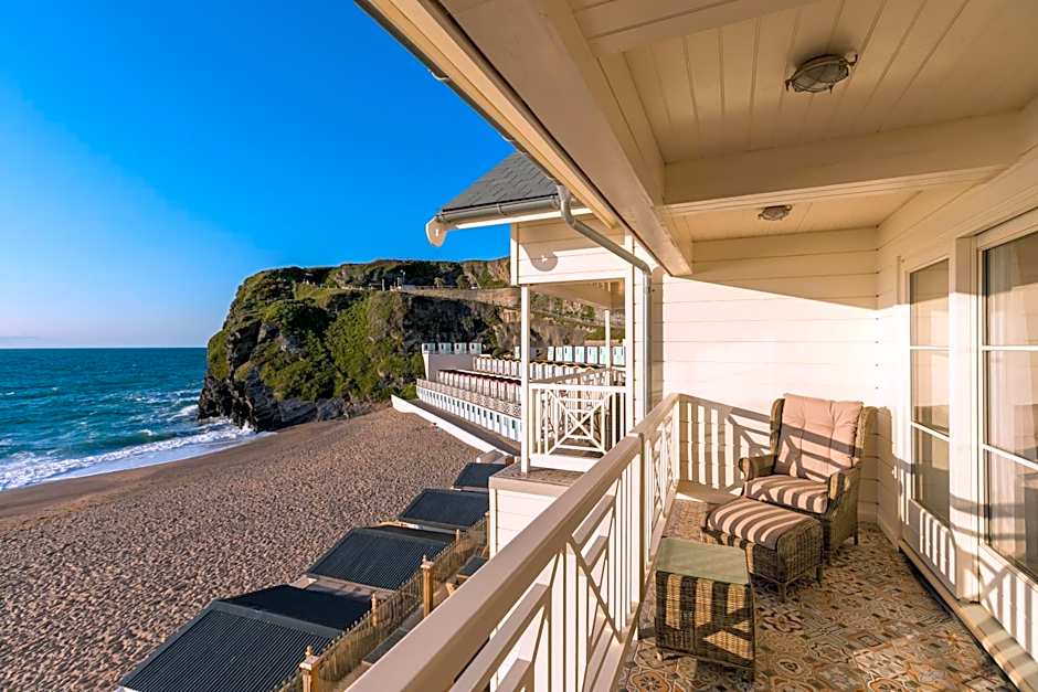 Tolcarne Beach Colonial Restaurant and Rooms