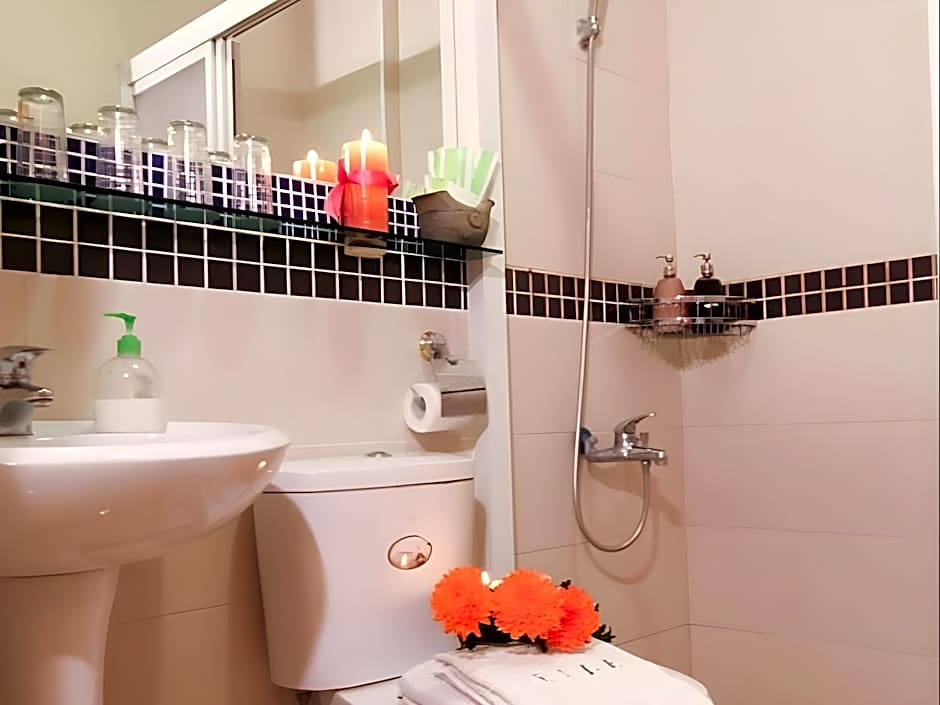 Flower Heart Bed And Breakfast