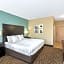 La Quinta Inn & Suites by Wyndham Knoxville Airport