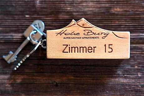 Apartment with Mountain View