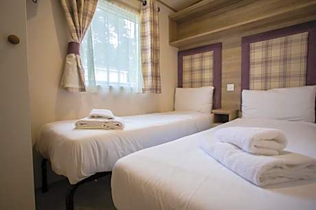 8 Berth Luxury Caravan Pet Free